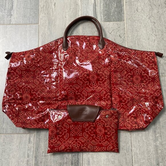 Two’s Company Cosmopolitan Folding Large Tote Travel Bag + Pouch Red Floral - Picture 1 of 16